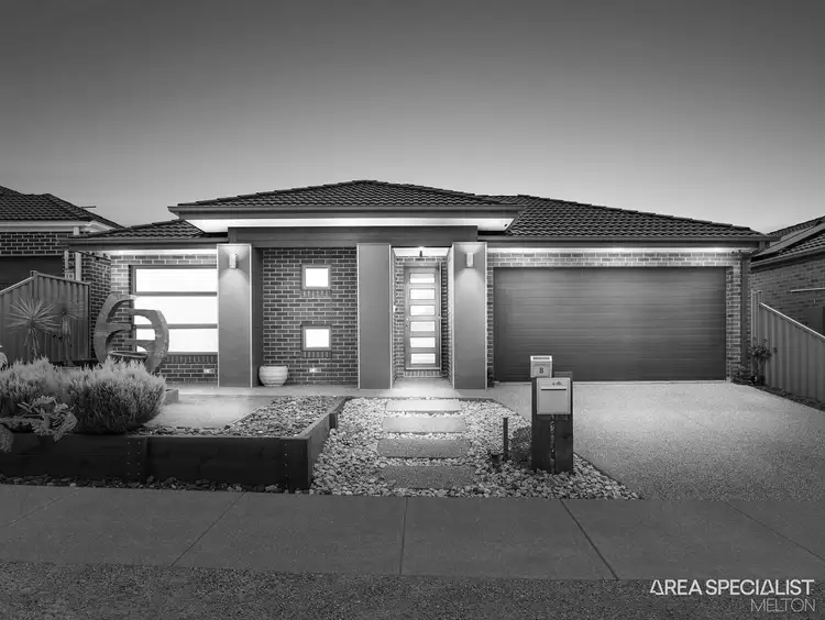 Main view of Homely house listing, 8 Caruana Crescent, Harkness VIC 3337