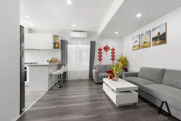 Third view of Homely unit listing, 2/6 Larkspur Drive, St Albans VIC 3021