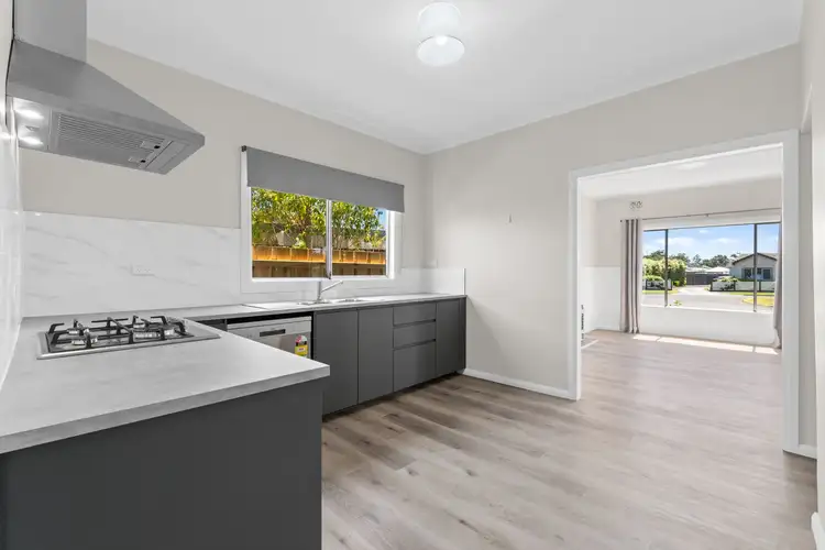 Fifth view of Homely house listing, 7a Williams Court, Traralgon VIC 3844