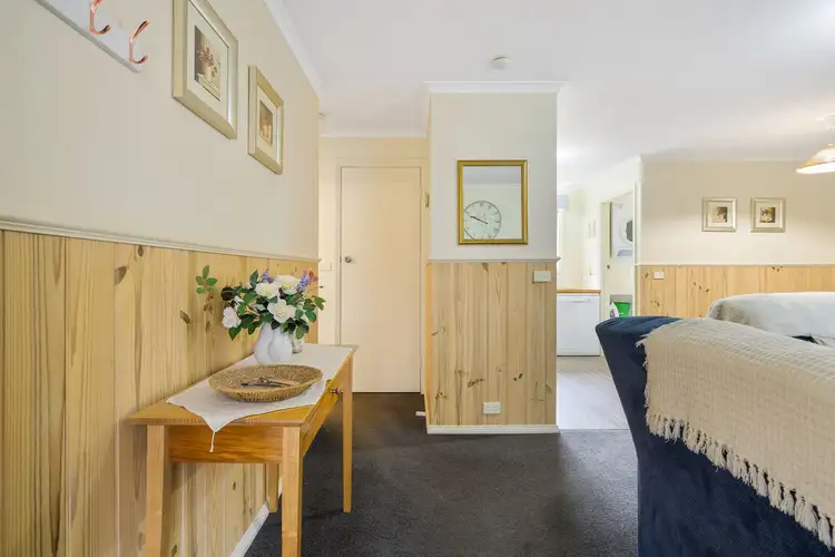 Fourth view of Homely unit listing, 5/5 Racecourse Road, Bright VIC 3741