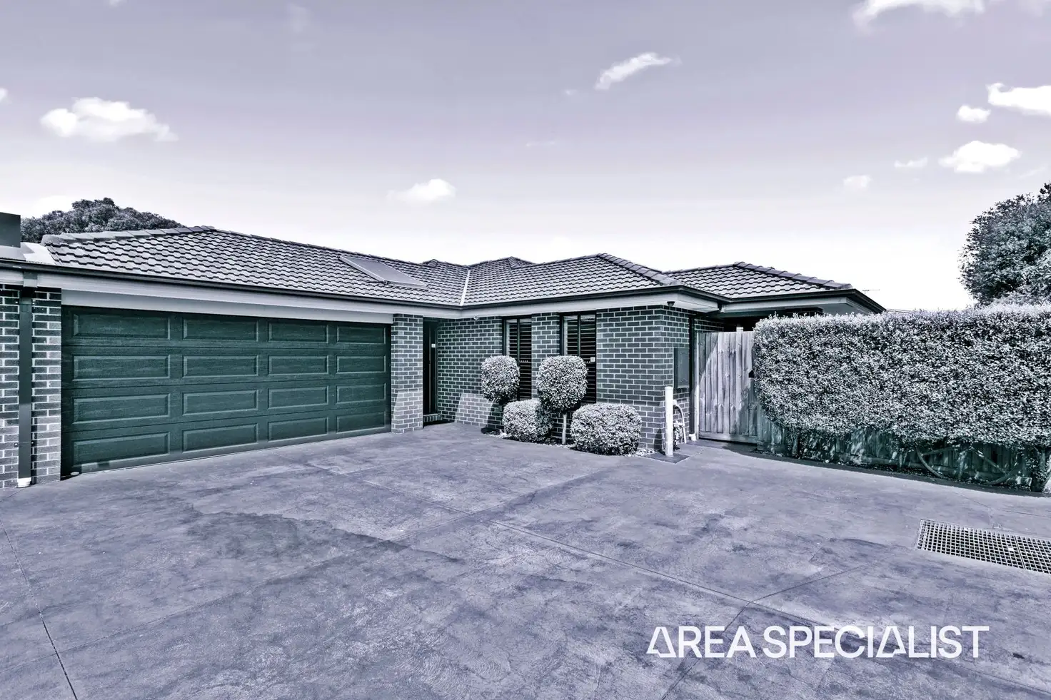 Main view of Homely unit listing, 2/5 Station Street, Lang Lang VIC 3984