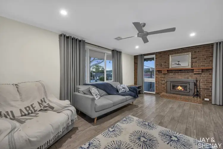 Second view of Homely house listing, 7 Struan Avenue, Endeavour Hills VIC 3802