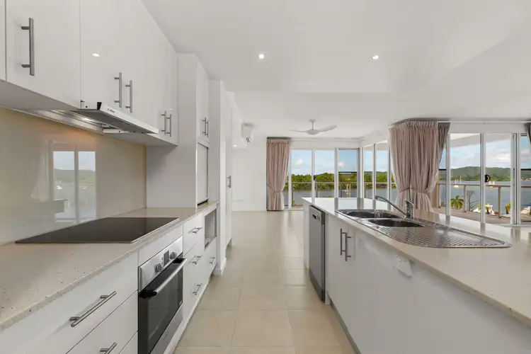 Fourth view of Homely apartment listing, 11/30-32 Fitzgerald Esplanade, Innisfail QLD 4860