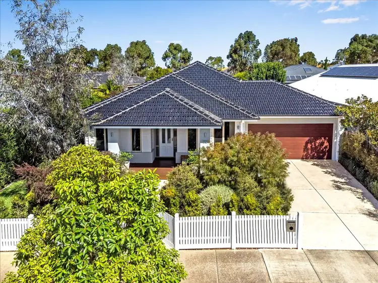 13 Bridgewater Avenue, Eynesbury VIC 3338