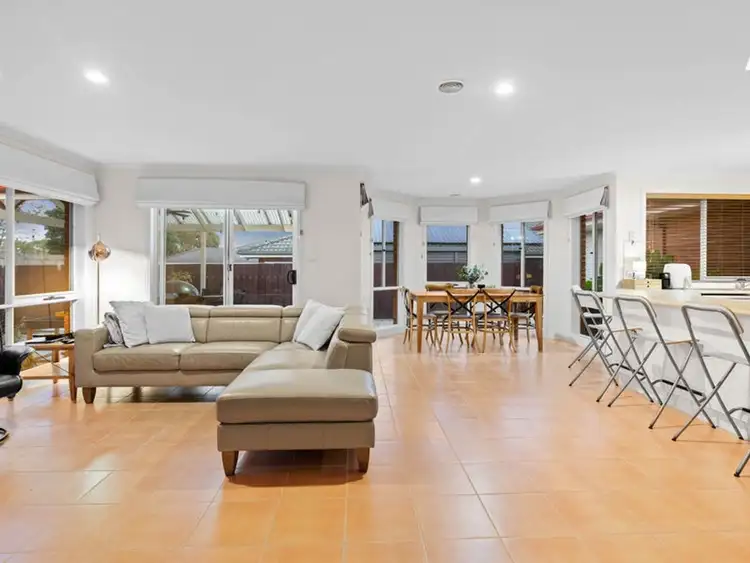Sixth view of Homely house listing, 3 Antrim Place, Langwarrin VIC 3910