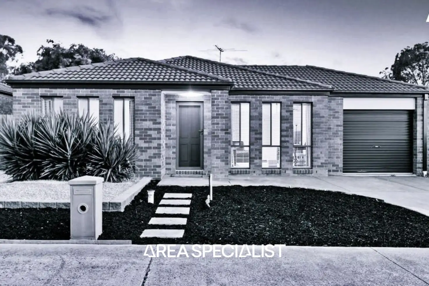 Main view of Homely unit listing, 2/21 Raneen Drive, Langwarrin VIC 3910