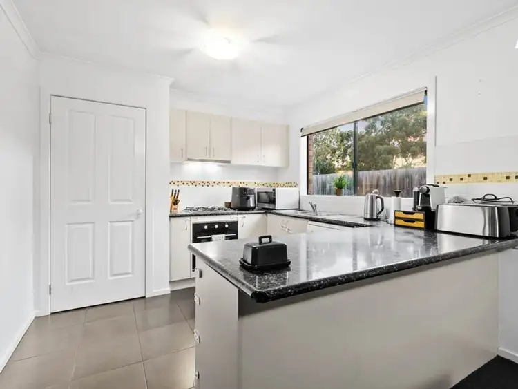 Third view of Homely unit listing, 2/21 Raneen Drive, Langwarrin VIC 3910