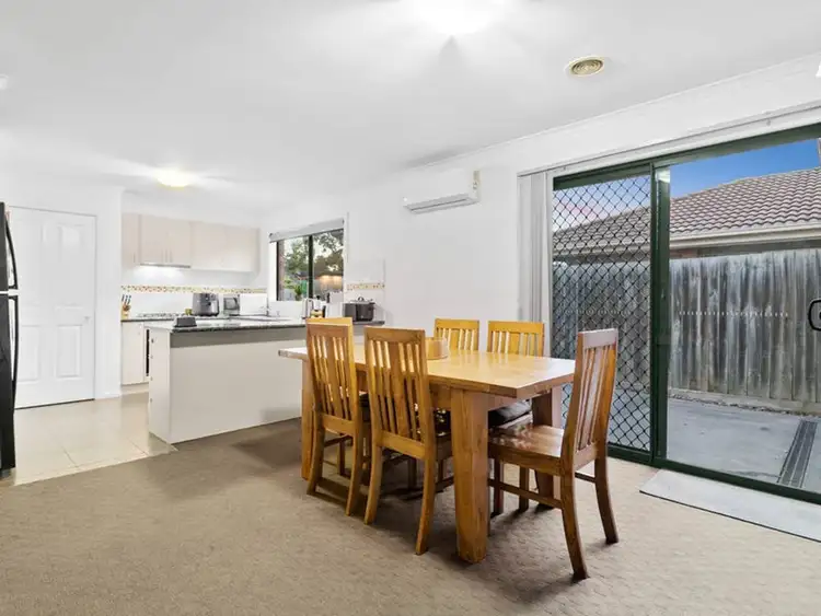 Fifth view of Homely unit listing, 2/21 Raneen Drive, Langwarrin VIC 3910
