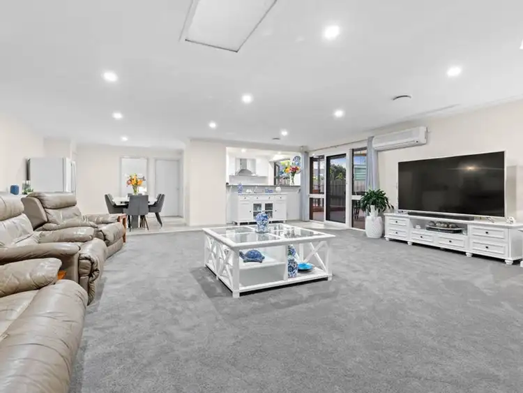 Fourth view of Homely house listing, 10 Elsan-Lea Court, Langwarrin VIC 3910