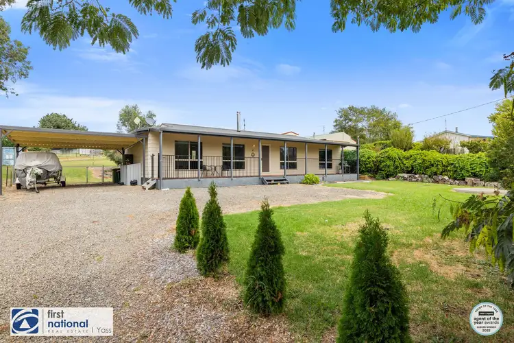 27 Camden Street, Binalong NSW 2584