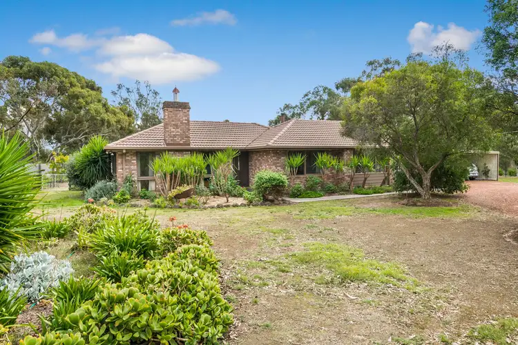 17 Grevillea Road, Huntly VIC 3551