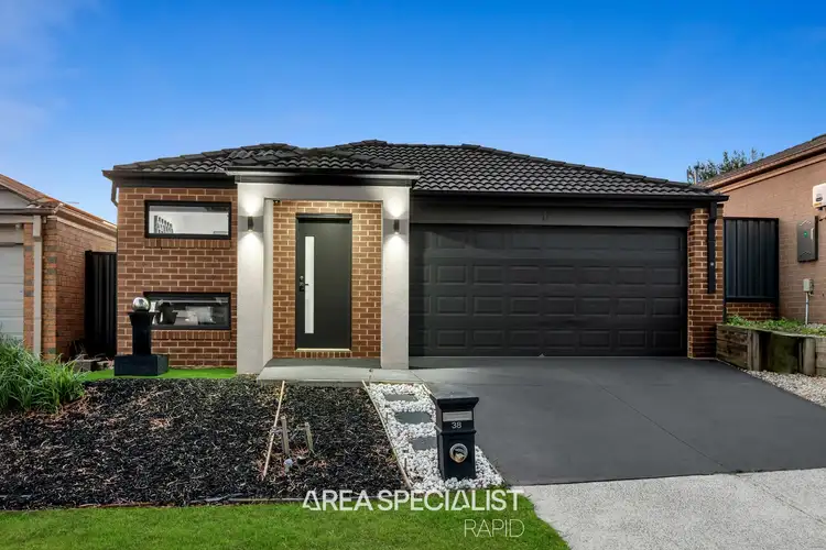 38 Botham Crescent, Pakenham VIC 3810