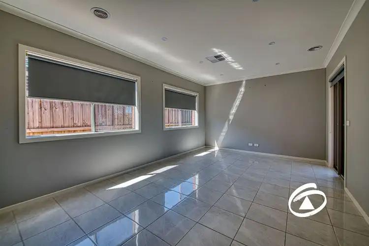 Fifth view of Homely house listing, 2 Woodbine Street, Pakenham VIC 3810