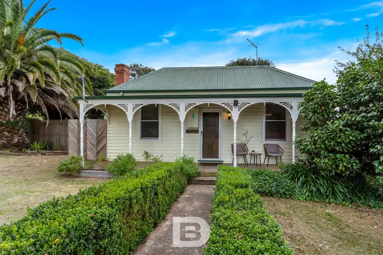 35 Raglan Street, Lancefield VIC 3435