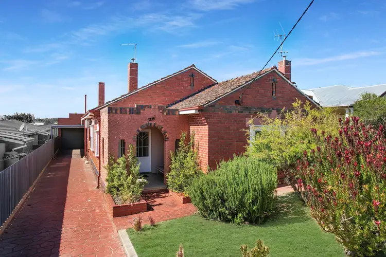 24 Burns Street, Maryborough VIC 3465