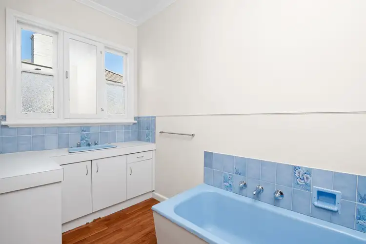 Sixth view of Homely house listing, 17 Marshall Crescent, Kennington VIC 3550