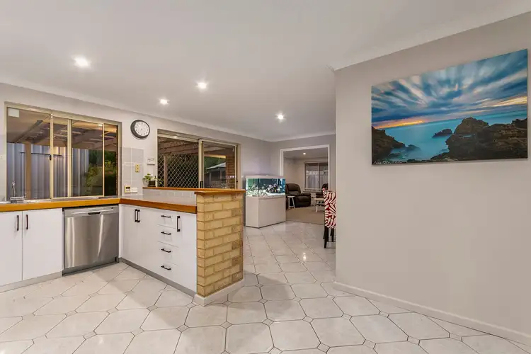 Fifth view of Homely house listing, 6 Fordham Court, Ballajura WA 6066