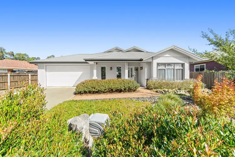 Second view of Homely house listing, 37 Sparks Lane, Toongabbie VIC 3856