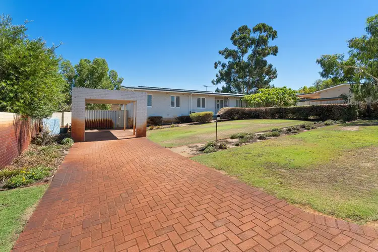 39 Rochford Way, Girrawheen WA 6064