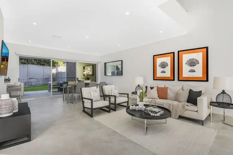 Second view of Homely semi-detached listing, 5 Hillview Avenue, Bankstown NSW 2200
