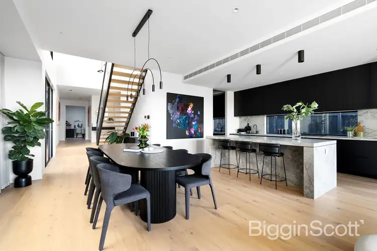 Sixth view of Homely house listing, 8 Silver Leaf Circuit, Doncaster VIC 3108