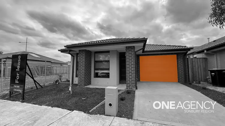 16 Blackscroft Road, Thornhill Park VIC 3335