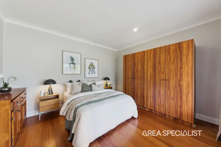 Third view of Homely house listing, 8 Henry Street, Koo Wee Rup VIC 3981