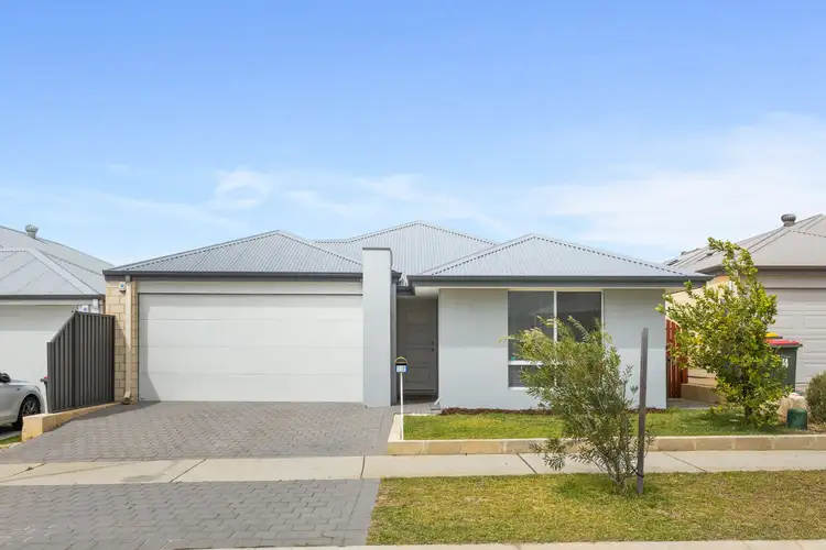 16 Albedo Chase, Eglinton WA 6034