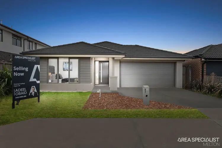 Second view of Homely house listing, 15 Ravine Place, Thornhill Park VIC 3335