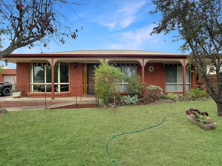 Main view of Homely unit listing, 2/41 Burke Street, Maryborough VIC 3465