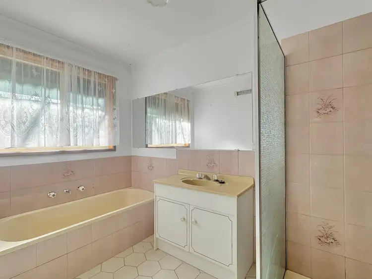 Fourth view of Homely unit listing, 2/41 Burke Street, Maryborough VIC 3465