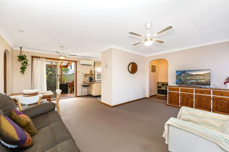 Fifth view of Homely villa listing, 2/46 Bogan Road, Booker Bay NSW 2257