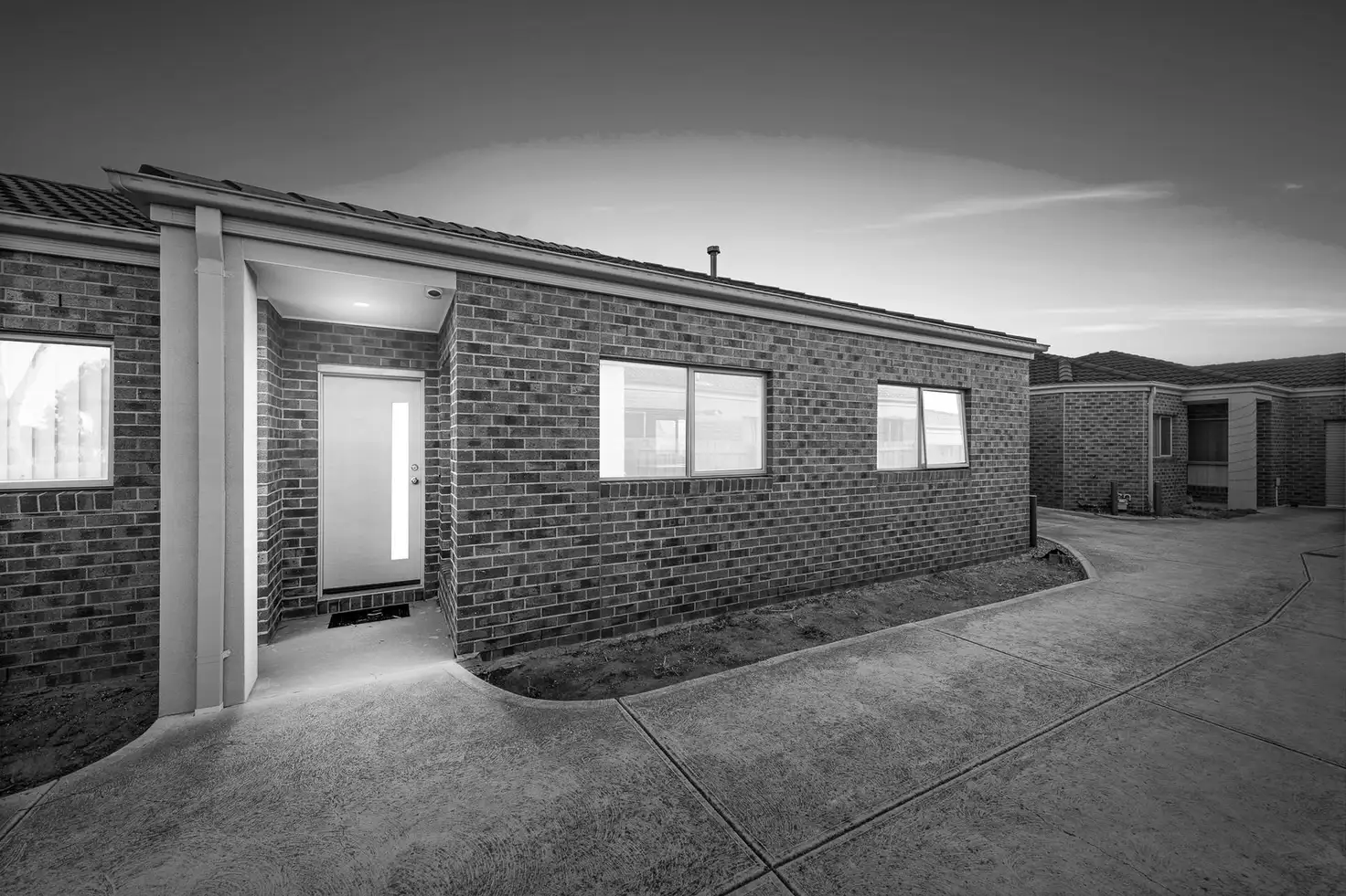 Main view of Homely unit listing, 2/15 Greenleaf Circuit, Tarneit VIC 3029