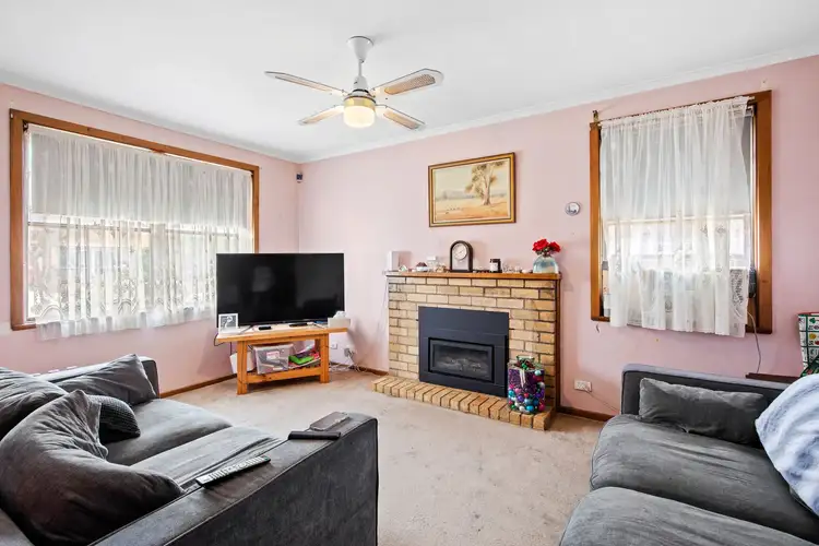 Fifth view of Homely house listing, 9 Julian Street, Werribee VIC 3030