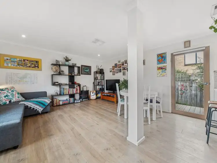 Fourth view of Homely unit listing, 8/28 Lucerne Avenue, Mornington VIC 3931