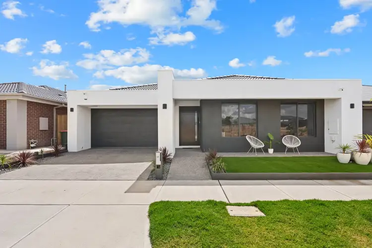 17 Eulinga Street, Mickleham VIC 3064