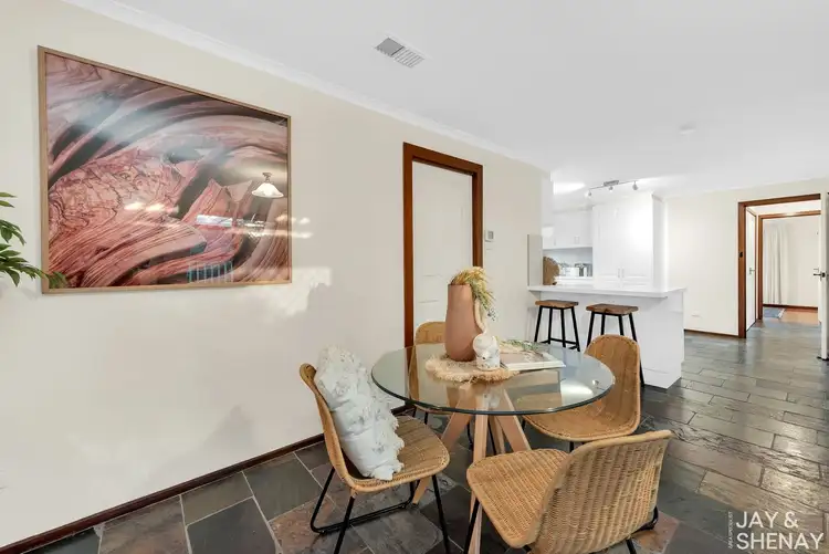 Fifth view of Homely house listing, 9 Currie Avenue, Endeavour Hills VIC 3802