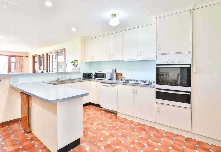 Fifth view of Homely house listing, 4 Lakeside Court, Cullulleraine VIC 3496