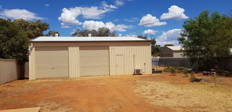 77 Shaw Street, Coolgardie WA 6429