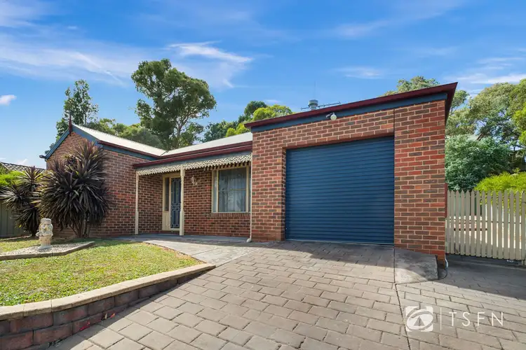 2 Sunset Boulevard, Spring Gully VIC 3550