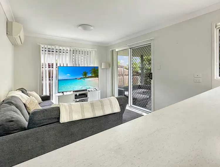 Fifth view of Homely semi-detached listing, 1/33 Ontario Parade, Andergrove QLD 4740
