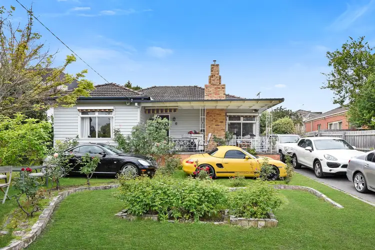 6 Maude Avenue, Doncaster East VIC 3109