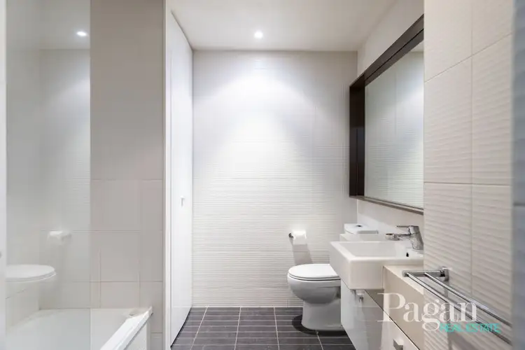 Sixth view of Homely apartment listing, 1807/61-63 Whiteman Street, Southbank VIC 3006