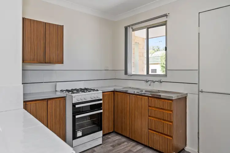 Fifth view of Homely unit listing, 2/2 Uldina Place, Pinjarra WA 6208