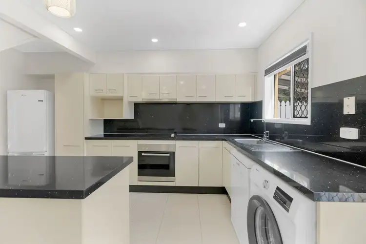 Sixth view of Homely unit listing, 2/20-22 Corkill Street, Freshwater QLD 4870