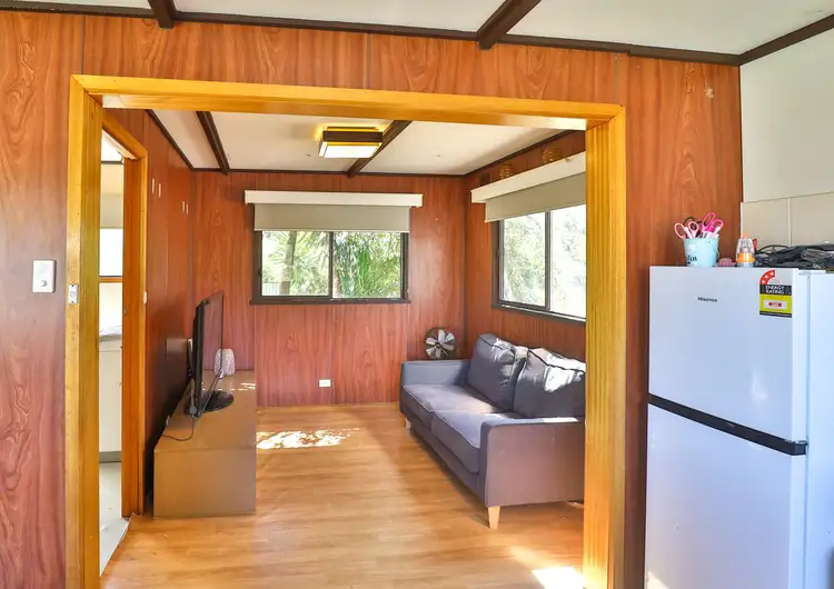 Sixth view of Homely house listing, 1 Ash Court, Red Cliffs VIC 3496