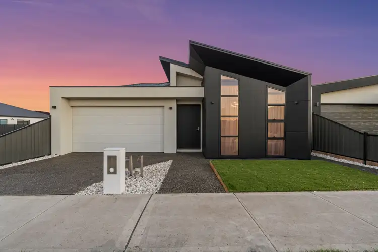46 Jacksonia Drive, Mickleham VIC 3064