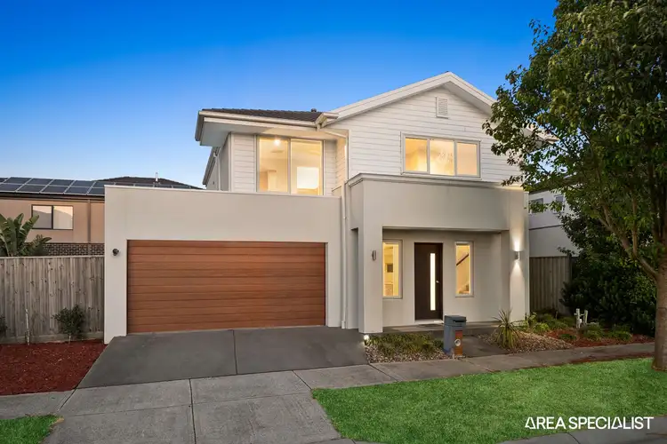 13 Palacio Terrace, Clyde North VIC 3978