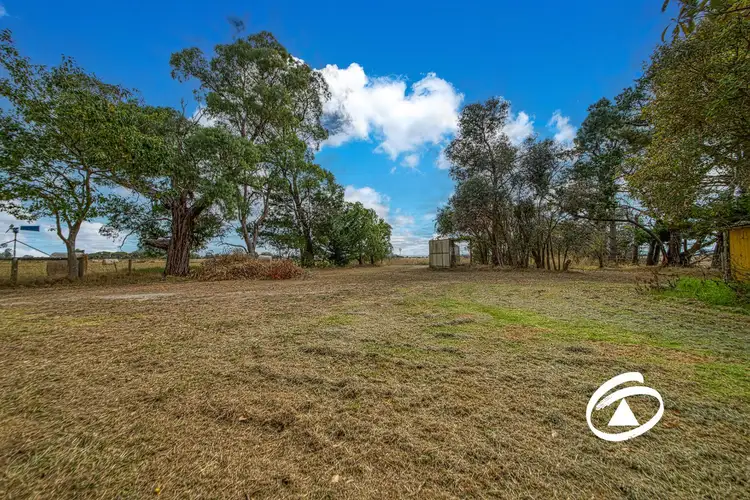 Fifth view of Homely house listing, 405 Railway Road, Koo Wee Rup VIC 3981