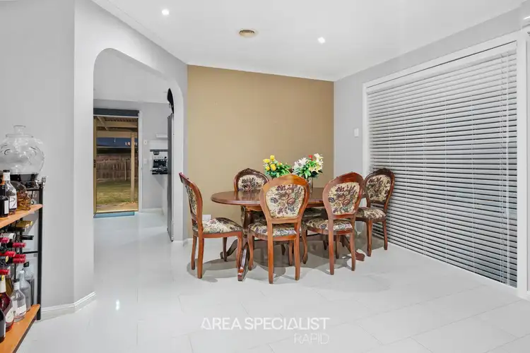 Fifth view of Homely house listing, 5 Luke Court, Hampton Park VIC 3976